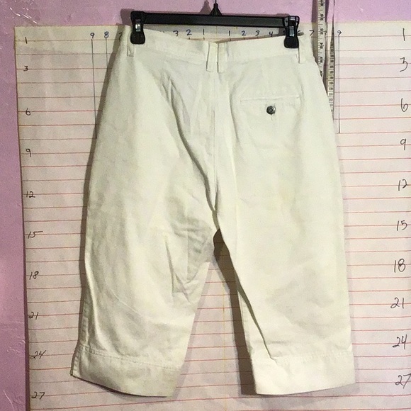 LIZ CLAIBORNE women’s capris sz 4 petite white - Picture 2 of 3